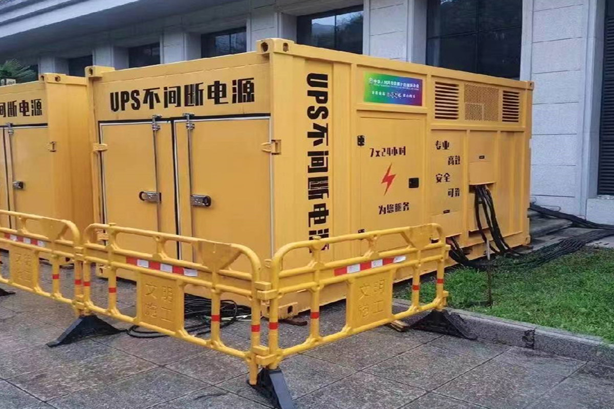 哈巴河发电机租赁施工现场